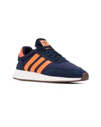 dunkelblaue Sportschuhe von adidas