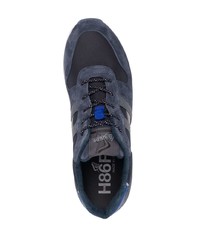 dunkelblaue Sportschuhe von Hogan