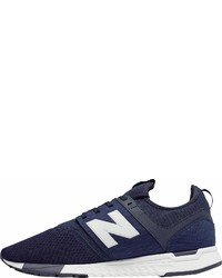 dunkelblaue Sportschuhe von New Balance