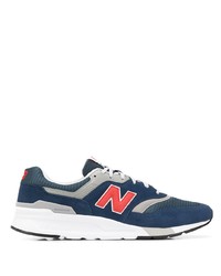 dunkelblaue Sportschuhe von New Balance