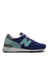 dunkelblaue Sportschuhe von New Balance