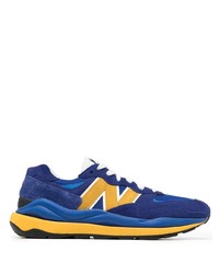 dunkelblaue Sportschuhe von New Balance