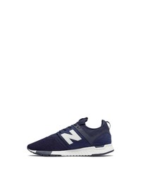 dunkelblaue Sportschuhe von New Balance