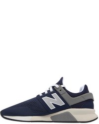 dunkelblaue Sportschuhe von New Balance