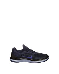 dunkelblaue Sportschuhe von Nike