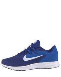 dunkelblaue Sportschuhe von Nike