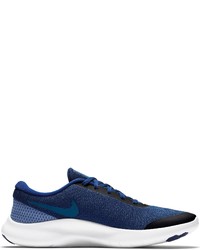 dunkelblaue Sportschuhe von Nike