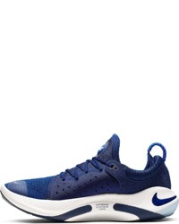 dunkelblaue Sportschuhe von Nike