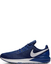 dunkelblaue Sportschuhe von Nike