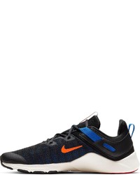 dunkelblaue Sportschuhe von Nike