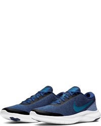 dunkelblaue Sportschuhe von Nike