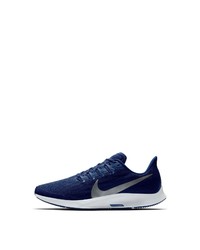 dunkelblaue Sportschuhe von Nike