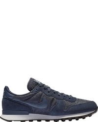 dunkelblaue Sportschuhe von Nike Sportswear