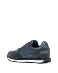 dunkelblaue Sportschuhe von Emporio Armani