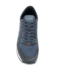 dunkelblaue Sportschuhe von Emporio Armani