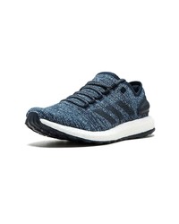 dunkelblaue Sportschuhe von adidas