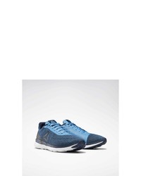 dunkelblaue Sportschuhe von Reebok