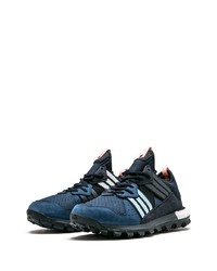 dunkelblaue Sportschuhe von adidas