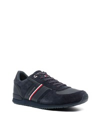 dunkelblaue Sportschuhe von Tommy Hilfiger