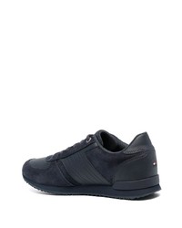 dunkelblaue Sportschuhe von Tommy Hilfiger