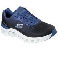 dunkelblaue Sportschuhe von Skechers