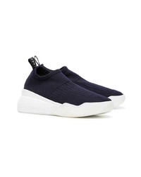 dunkelblaue Sportschuhe von Stella McCartney