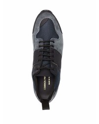 dunkelblaue Sportschuhe von Common Projects