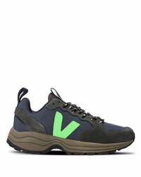 dunkelblaue Sportschuhe von Veja