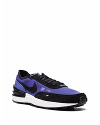 dunkelblaue Sportschuhe von Nike