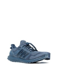 dunkelblaue Sportschuhe von adidas