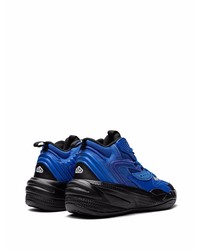 dunkelblaue Sportschuhe von Puma