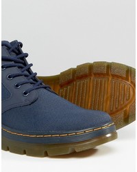 dunkelblaue Stiefel von Dr. Martens