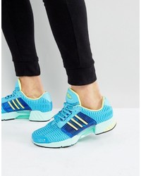 dunkelblaue Turnschuhe von adidas