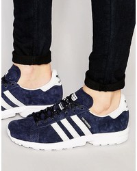 dunkelblaue Turnschuhe von adidas