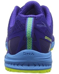 dunkelblaue Turnschuhe von Brooks