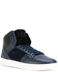 dunkelblaue Turnschuhe von Versace