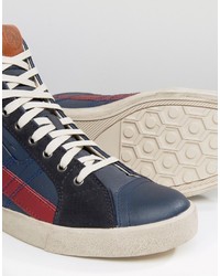 dunkelblaue Turnschuhe von Diesel