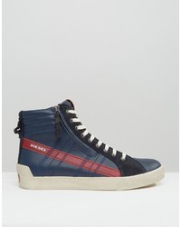 dunkelblaue Turnschuhe von Diesel