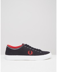 dunkelblaue Turnschuhe von Fred Perry