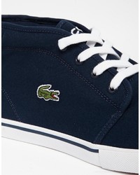 dunkelblaue Turnschuhe von Lacoste