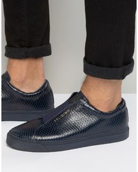 dunkelblaue Turnschuhe von Religion