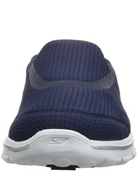 dunkelblaue Turnschuhe von Skechers