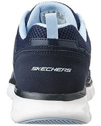 dunkelblaue Turnschuhe von Skechers