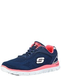 dunkelblaue Turnschuhe von Skechers