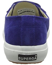 dunkelblaue Turnschuhe von Superga