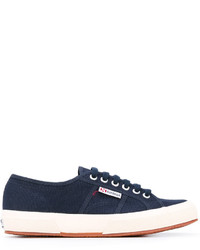 dunkelblaue Turnschuhe von Superga