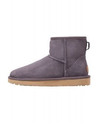 dunkelblaue Ugg Stiefel von UGG