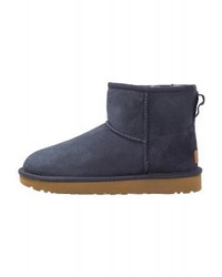 dunkelblaue Ugg Stiefel von UGG