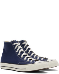 dunkelblaue und weiße hohe Sneakers aus Segeltuch von Converse