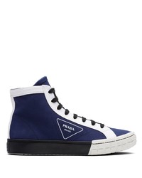 dunkelblaue und weiße hohe Sneakers aus Segeltuch von Prada